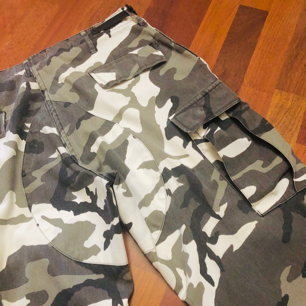 Men’s black/grey/white camouflage adjustable pants - Picture 8 of 8